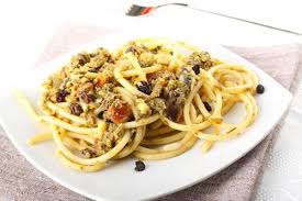 Traditional Italian Pasta Con Le Sarde Pasta With Sardines Enjoy This Authen Italian Recipes Authentic Italian Fish Recipes Italian Pasta Recipes Authentic
