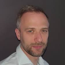 Mitarbeitende von cosnova GmbH