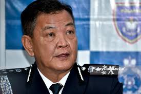 Abdul hamid dianugerahkan pingat dari presiden indonesia. New Igp Abdul Hamid Bador On 2 Year Contract