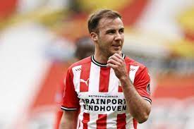 The philips sport vereniging, abbreviated as psv and internationally known as psv eindhoven (pronounced ˌpeːjɛsˈfeː ˈɛintɦoːvə(n)), is a sports club from eindhoven, netherlands. Erster Titel Mit Psv Gotze Begeistert Fans Und Mitspieler Reviersport