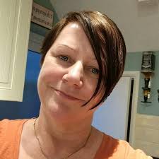 El físico Melvin Vopson, de la Universidad de Porthsmouth y cofundador y  director ejecutivo del Information Physics Institute, propuso una teoría en  el año 2024. Esta se denomina Teoría del Universo Simulado.