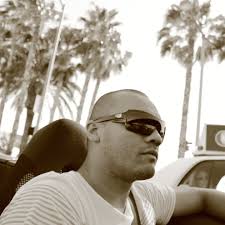 Stream Vince Hunt music