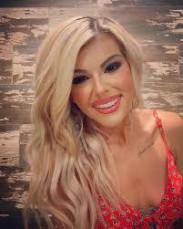 Kandi Hall's Instagram, Twitter & Facebook