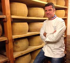 The title of un des meilleurs ouvriers de france is a unique and prestigious award in france according to category of trades in a contest among professionals. Christian Janier Pour Devenir Mof Fromager Il Faut Etre Excellent Partout