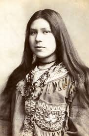 Native american indians were known for their long, thick, straight and shiny black hair and bronze skin. Cherokee Native American Hairstyles Novocom Top