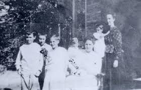 Maud is a town on the boundary between pottawatomie and seminole counties in the u.s. Maughan Maughn Family