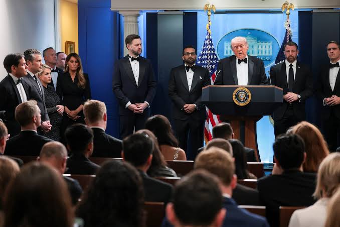 Donald Trump's surreal White House press briefing after shooting