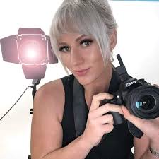 Farmer Girl Restaurant in Lake Worth Gets a New Sign