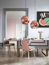 Fauteuil girly et cosy rose et gris. Deco Gris Et Rose La Combo Gagnante Blog Izoa