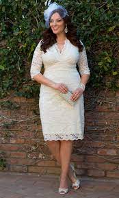 For A Fitted Option For Your Vintage Wedding Try Our Plus Size Luxe Lace Wedding Dress With Short Wedding Dress Size 18 Wedding Dress Courthouse Wedding Dress