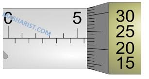 •pada skala utama, bila dihitung maka akan didapatkan nilai 9,00 mm. Kumpulan Contoh Soal Dan Pembahasan Mikrometer Sekrup Serta Rumusnya Lengkap Masharist