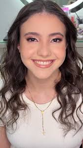 Maquiando cliente , #maquiadora #makersgonnamake #maquiandocliente  #maquiagem_insta #maquiagemx #makeup #maquiagem