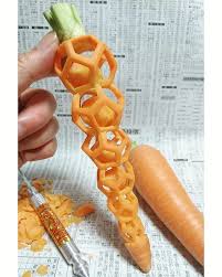 By Takehiro Kishimoto A Japanese Chef Who Makes These Amazing Carved Fruits And Vegetables Fruit Carving Vegetable Carving Fruit And Vegetable Carving