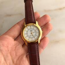 Qq Vintage Bayan Kol Saati Vintagesaat Vintagewatch Saat Saatler Saatmodelleri Kurmalisaat Hediye Vintagesaatler Leather Accessories Leather Watch