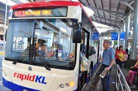 As of 2011, rapid kl service brands unit of rapid bus, has operates 167 routes with 1400 buses covering 980 residential areas with a ridership of about 400,000 per day. Rapid Bus Timetable To Be Adjusted Says Ceo The Star