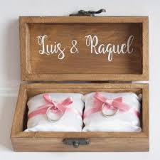 Aquí os dejo la guía de leveo de alianza, esta vez si esta basada en mi experiencia como jugador veterano y se a ciencia cierta que funciona a la perfección. Cajita Para Anillos De Boda Personalizada Cajas Para Anillos De Bodas Anillos De Boda Personalizados Anillos De Boda