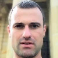 20+ perfiles de «José Lavín»