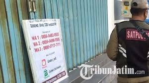 Dengan demikian kalian bebas membuat stiker. Https Jatim Tribunnews Com 2021 07 29 21998 Keluarga Penerima Manfaat Di Kota Kediri Dapat Bantuan Sosial Beras Https Cdn 2 Tstatic Net Jatim Foto Bank Images Wali Kota Kediri Abdullah Abu Bakar Berdialog Dengan Salah Satu Warga Jpg Wali Kota