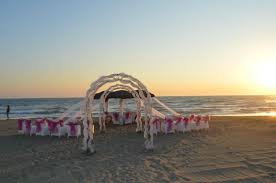 Le pistole ad acqua sono sempre una bomba di divertimento. Matrimonio In Spiaggia Picture Of Eco Del Mare Maccarese Tripadvisor