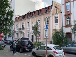 Neben zwei hellen zimmern gibt es eine großzügig geschnittene küche. 2 Zimmer Wohnung Zu Vermieten Krafftstrasse 24 63065 Offenbach Am Main Stadtmitte Mapio Net