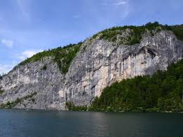 Wolfgangsee) is a lake in austria that lies mostly within the state of salzburg and is one of the best known lakes in the salzkammergut resort region. Rund Um Den Wolfgangsee Salzkammergut Pur Claudiaontour