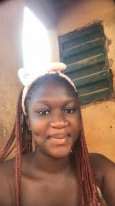 Ruth and Abazz's relationship and financial issues