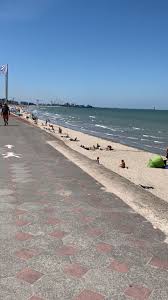 Michelin recommended, quickest, shortest or economical. La Baignade Interdite Jusqu A Nouvel Ordre Sur La Plage De Malo Les Bains