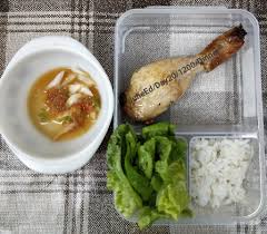 Lihat juga resep kukus tahu tempe agar awet dalam seminggu dikulkas enak lainnya. Tak Pernah Tinggal Nasi Wanita Ini Kongsi 17 Menu Diet Suku Suku Separuh Ikut 1 200 Kalori
