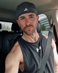 Andrew Townsend (@townseyrunner) • Instagram photos and videos