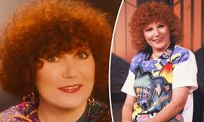 Legendary comedian and singer Geraldine Doyle dies aged 76 following long  battle with cancer