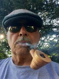 Pipe smokers/collectors