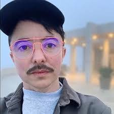 Sally Engle's Instagram, Twitter & Facebook