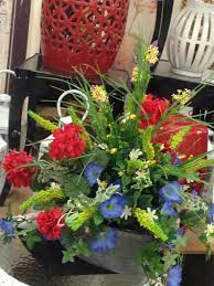 Pin By Floral Production On Columbia Floral Red Geraniums Flower Arrangements Blue Morning Glory