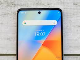 vivo iQOO Z5 hands-on review: Design ...