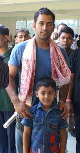 Riyan parag was born on 10 november 2001 in guwahati, assam. Ms Dhoni From Waiting In Line For Ms Dhoni S Autograph To Playing Against Him Riyan Parag Living His Childhood Dream Cricket News Times Of India