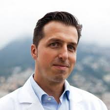 Lugano, professore ordinario e nove accademici in facoltà