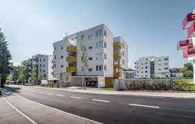 Stetig wachsen die anforderungen unserer auftraggeber und wir als partner für das leitbild der gsg mbh security basiert auf qualifizierten und motivierten mitarbeitern, die. Wohnungen Im Salzkammergut Oberosterreich