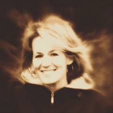 Woman survives six brain surgeries while studying to become a doctor