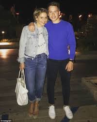 They can also go in a number of style directions. Candace Cameron Bure Claps Back At Body Shaming Troll Daily Mail Online