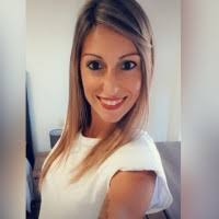 3 perfiles de «Iris Bustamante»