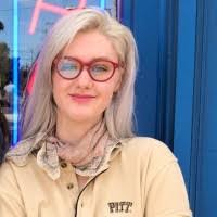 Sara Thurman's Instagram, Twitter & Facebook