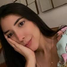 Laura Sinning's Instagram, Twitter & Facebook