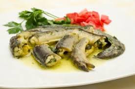 All'età di 10÷15 anni, il loro corpo inizia a trasformarsi: Anguilla O Capitone Cucinarepesce Com