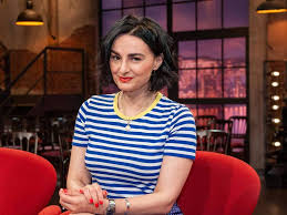 Schauspielerin Mimi Fiedler Hat Nun Auch Kirchlich Geheiratet Trend Magazin Kirchlich Heiraten Heiraten Kirchliche Hochzeit