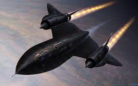 It was closer to a spaceship than an aircraft, made of titanium to withstand the enormous temperatures from flying at 2,200mph (3,540kph). Sr 71 Pilot Trolls Bragging F 18 Pilot Migflug Com Blog