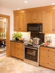 Pictures Of Kitchens Traditional Light Wood Kitchen Cabinets Kitchen 128 Kitchen Design Light Wood Kitchens New Kitchen Cabinets