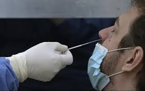 En india y ahora en inglaterra apareció una nueva cepa llamada india o variante delta, es altamente contagiosa y manifestamos nuestra preocupación, afirmó el secretario de estado. 6az5zd88494tgm