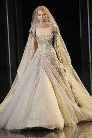 Elie Saab Fall 2010 Couture Collection Slideshow On Style Com Vestidos De Novia Vestidos De Gala Vestidos De Princesa