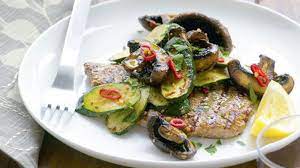 Steak D Espadon Et Poelee De Legumes Pimentee Recette Poisson Steak D Espadon Poelee De Legumes