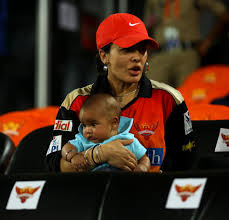 Women are more often known for the men they create leaving their own identity covered. Facebook Love Story Of Shikhar Dhawan Ayesha Mukherjee Cricketer Married Kick Boxer Reckon Talk